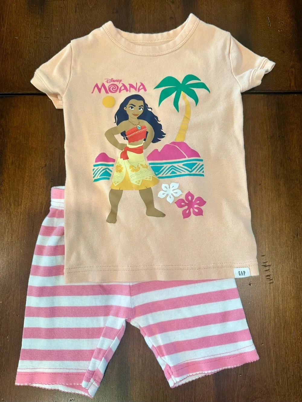 GAP Peach Moana Pajama top paired with Carter’s Pink Striped bottoms 4T